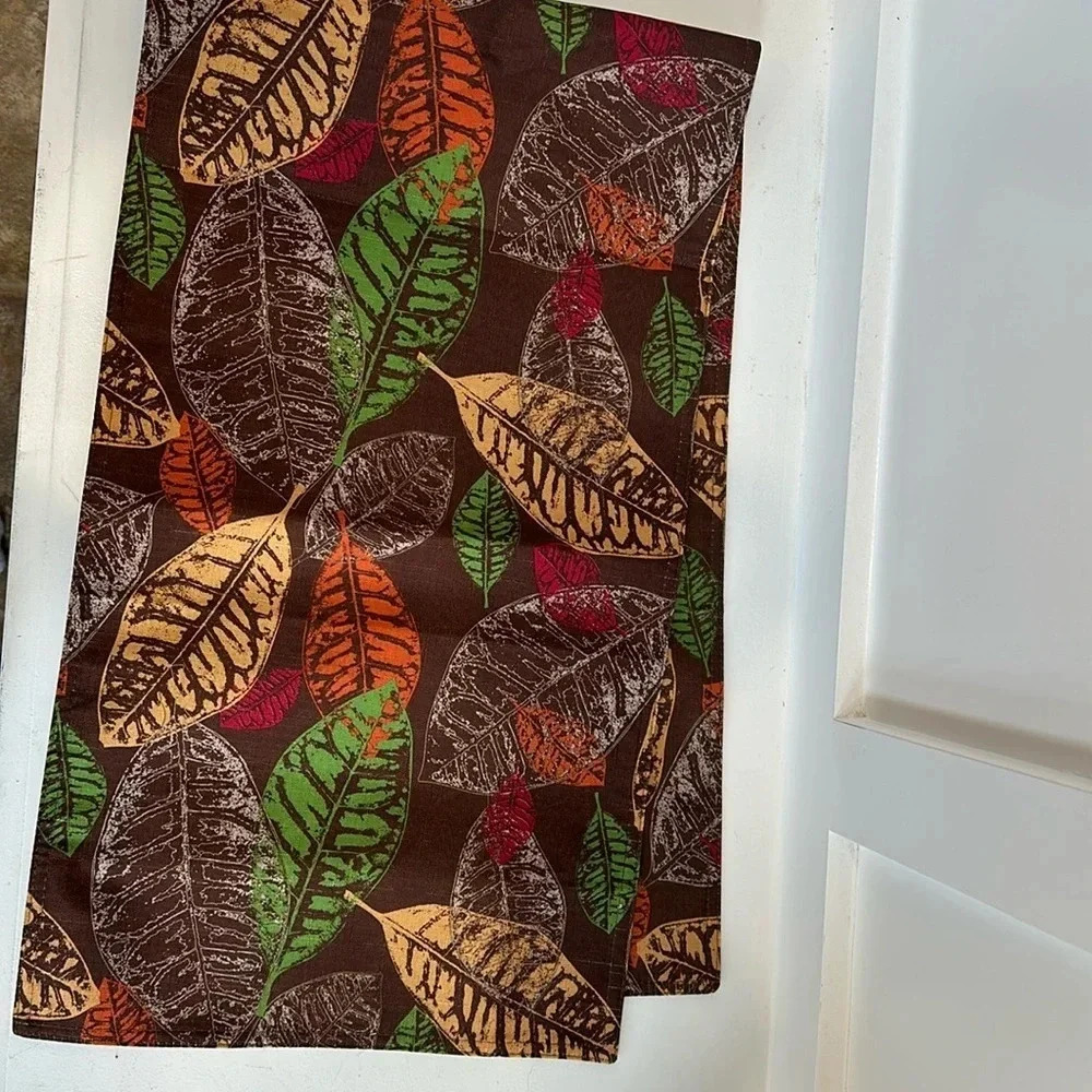 FALL TABLE RINNER 48” POLYESTER - WASHABLE